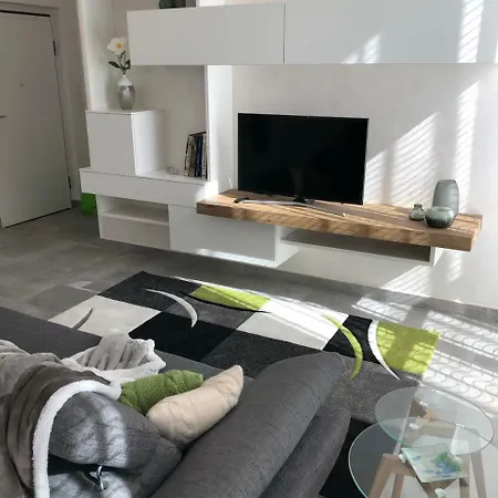 Joe Luxury House * Torino